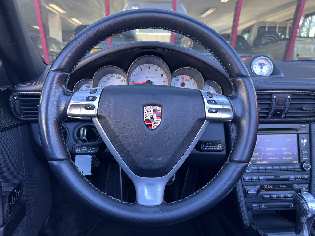 51621454-24.jpg