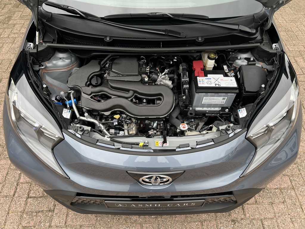 53741546-38.jpg
