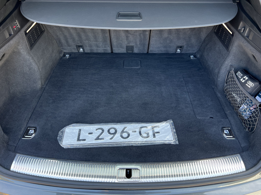 54420982-44.jpg