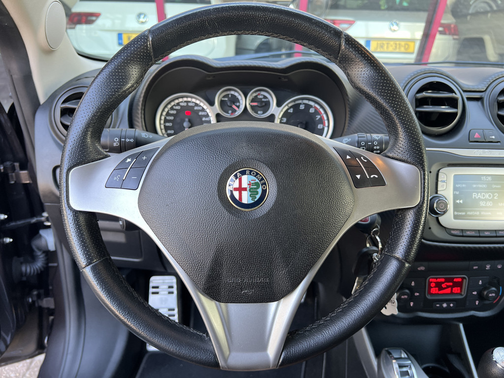 54957241-18.jpg