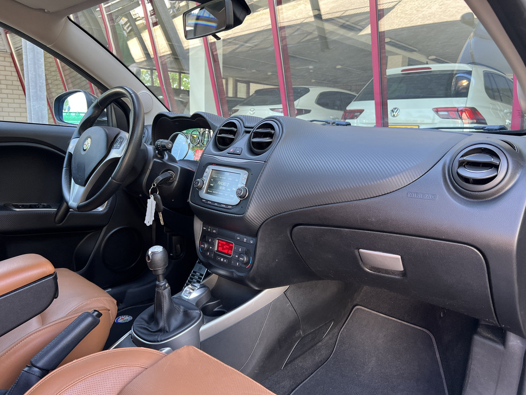 54957241-27.jpg
