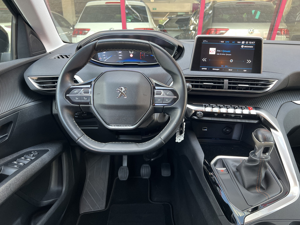 55107081-21.jpg
