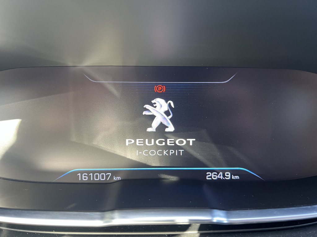 55107081-23.jpg