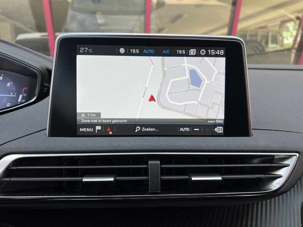 55107081-25.jpg