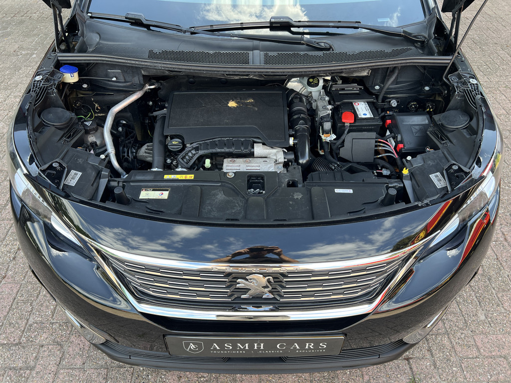 55107081-46.jpg