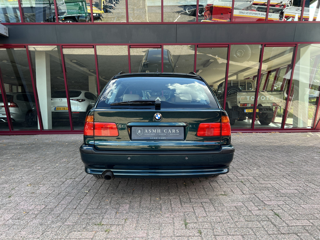 55500537-4.jpg
