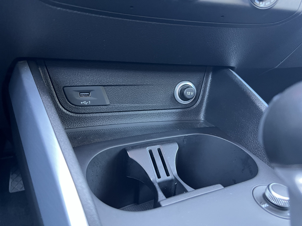 55641254-25.jpg