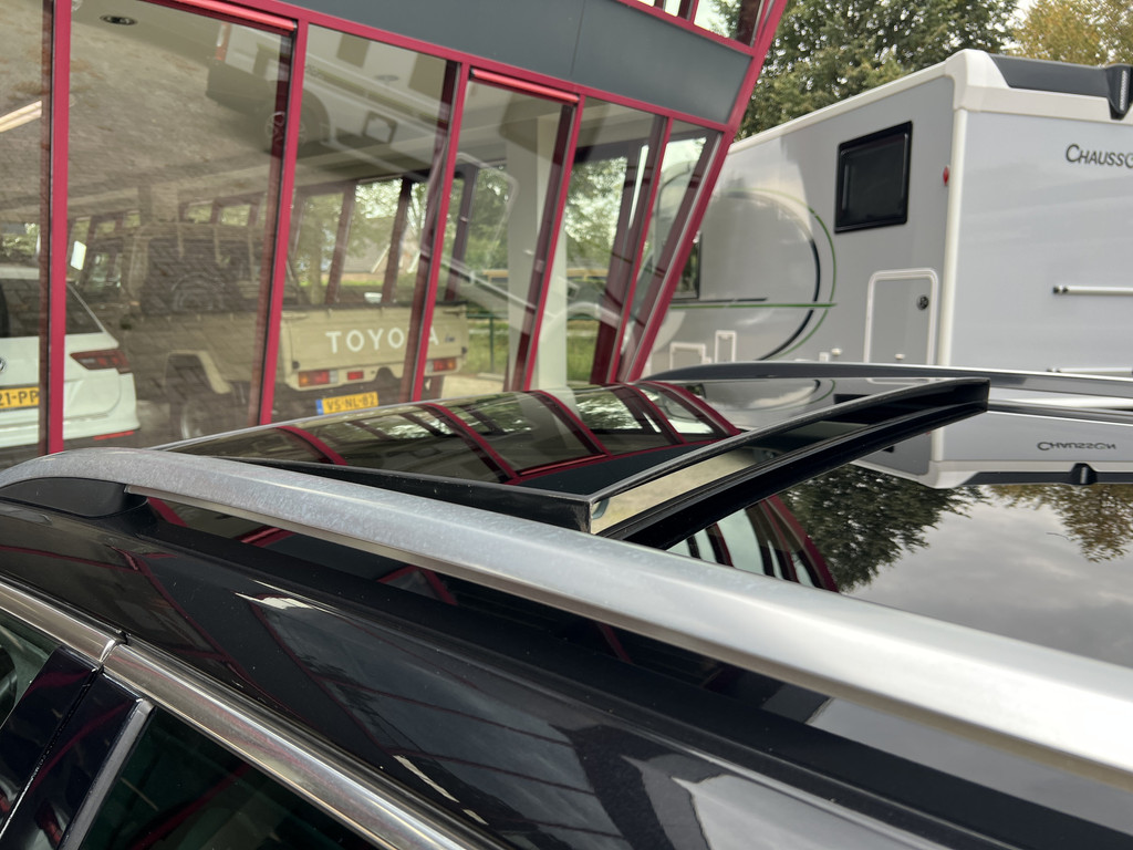 56410846-9.jpg