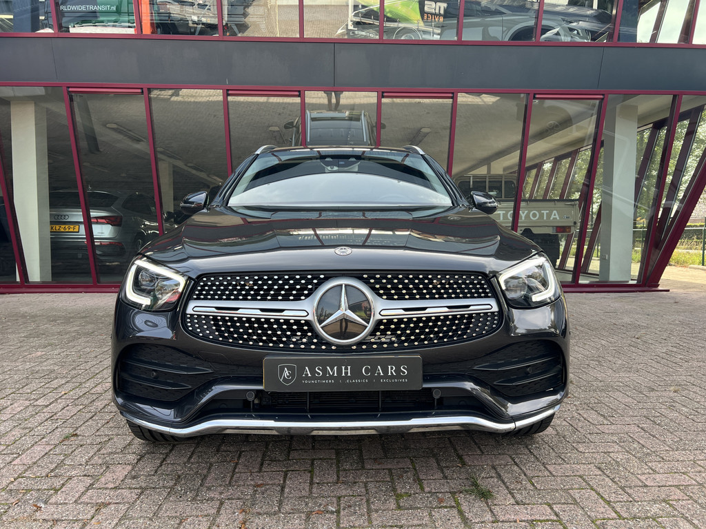 56512052-1.jpg