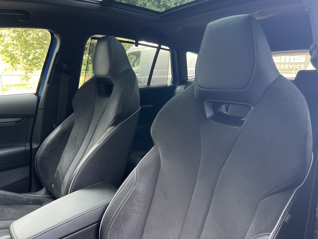 56707629-18.jpg