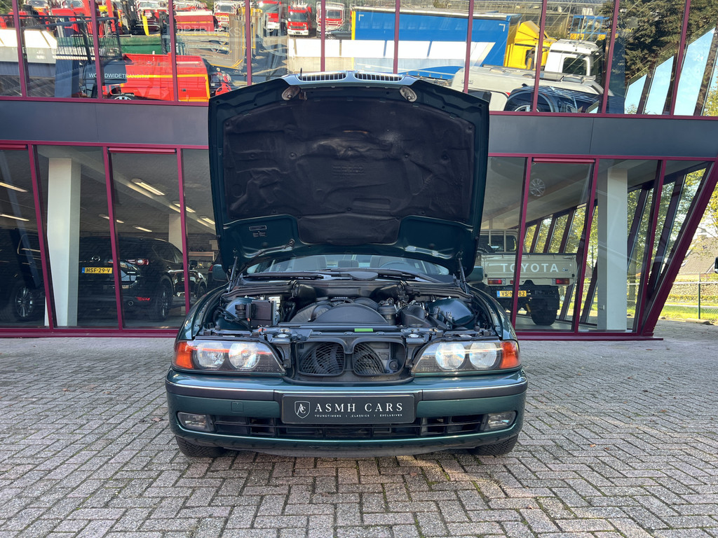 57365909-41.jpg